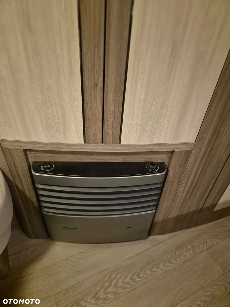 Hobby De Luxe 495 UL - 16