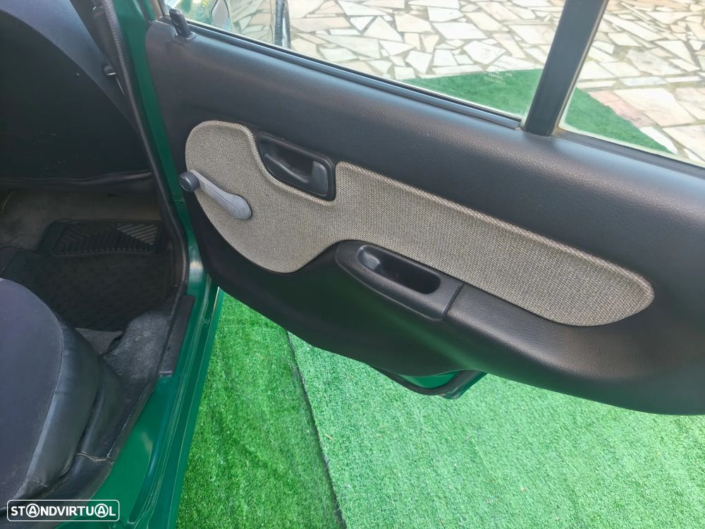 Subaru Vivio GLi - 11