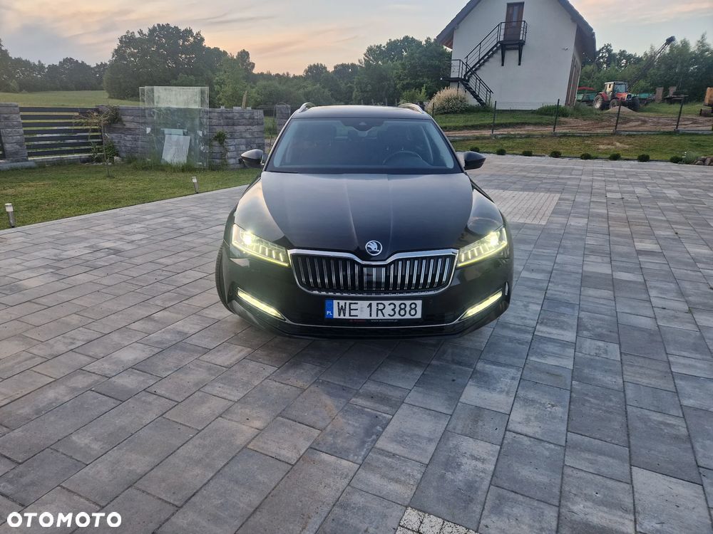 Skoda Superb 2.0 TDI SCR Style DSG - 6