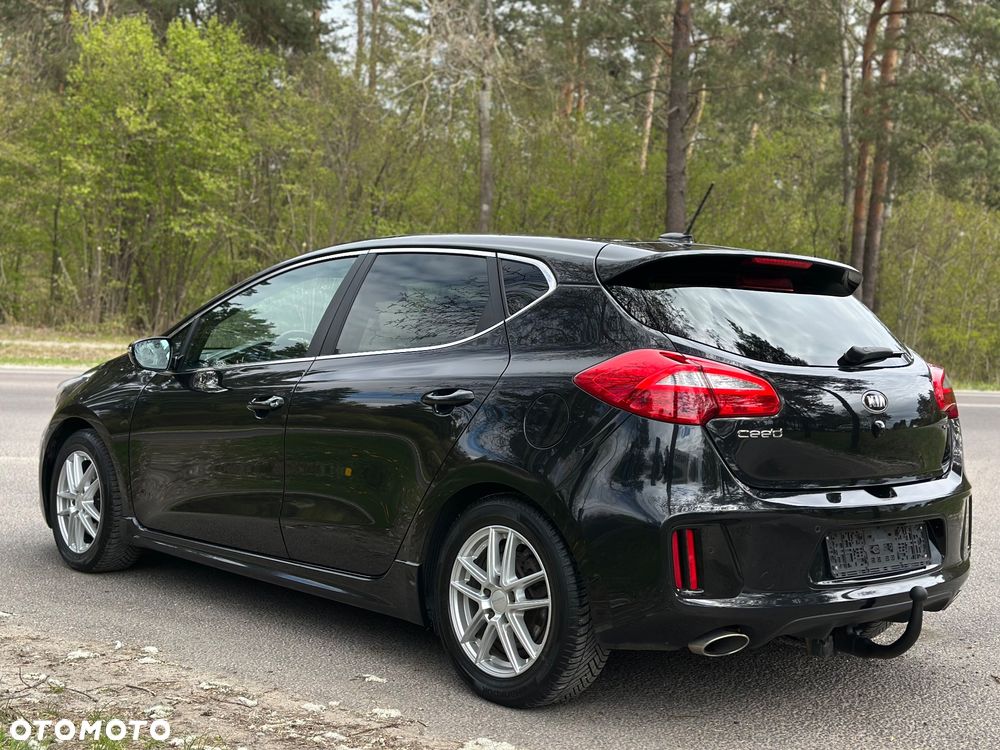 Kia Ceed 1.6 CRDi GT Line - 19
