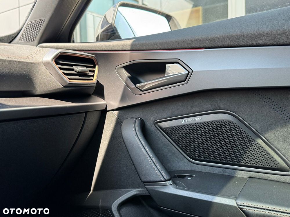 Cupra Formentor 1.5 eTSI mHEV DSG - 35