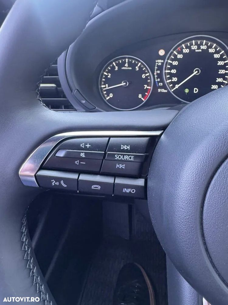 Mazda 3 - 25