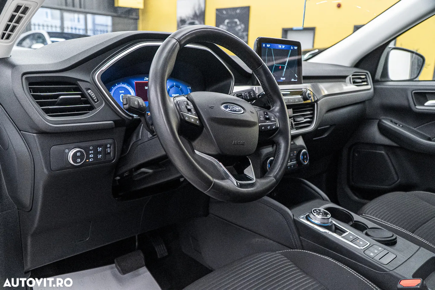 Ford Kuga 2.0 EcoBlue A8 AWD Titanium - 6