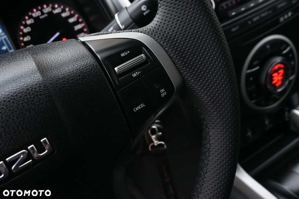 Isuzu D-Max 2.5 EC LS+ - 23