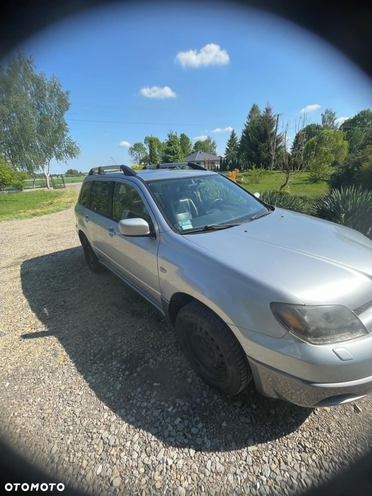 Mitsubishi Outlander 2.4 Intense - 4