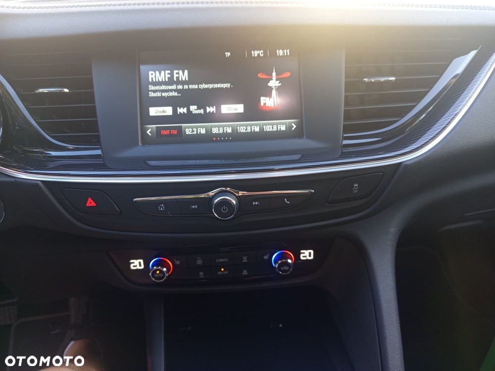Opel Insignia - 14