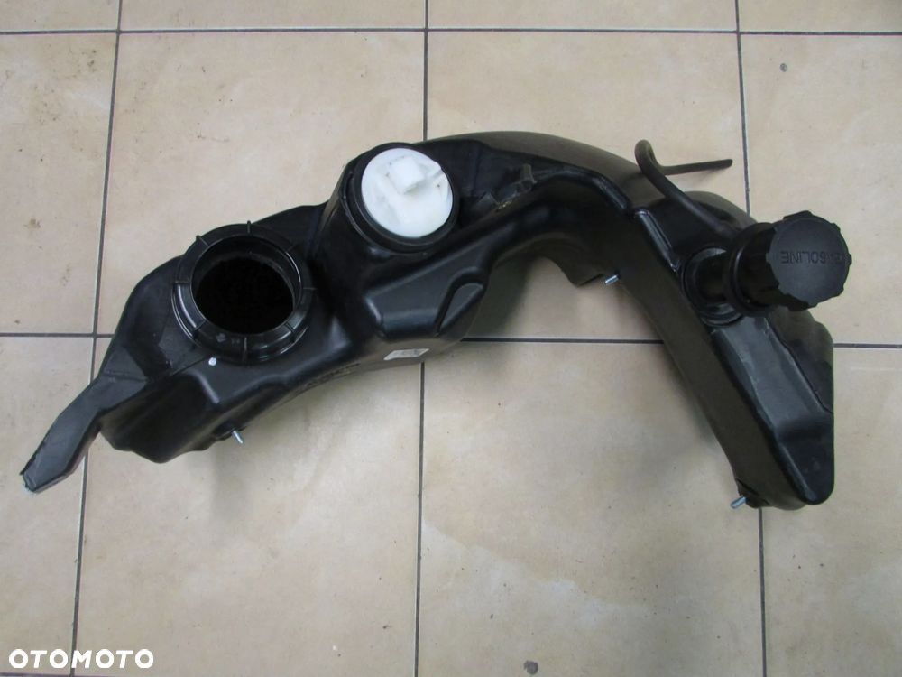 Vespa GTV 300 hpe 2024 zbiornik paliwa bak - 1