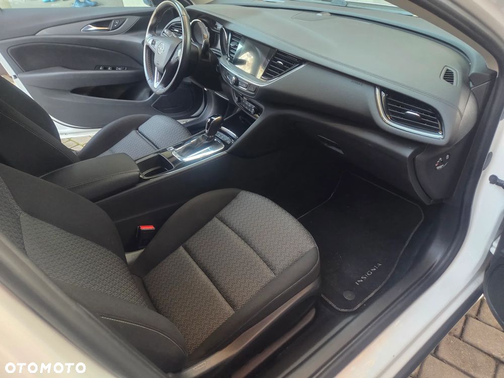 Opel Insignia 2.0 CDTI automatik Business Edition - 24