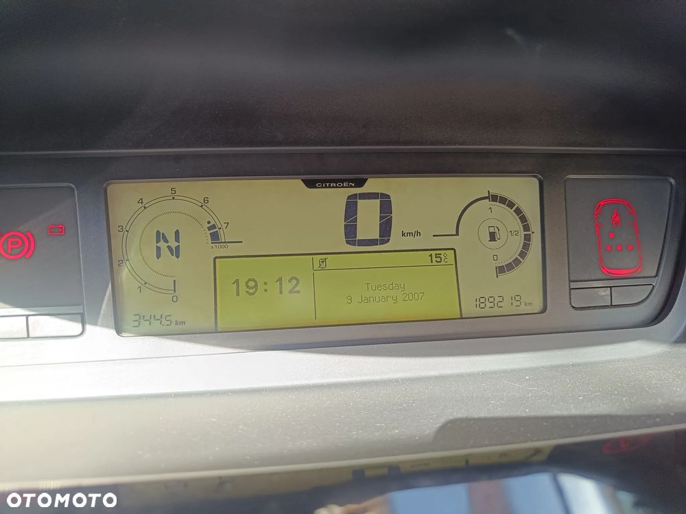 Citroën C4 Grand Picasso - 8