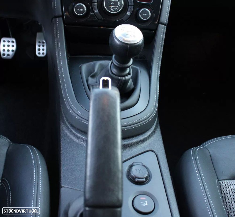 Peugeot RCZ 1.6 200 THP Onyx - 16