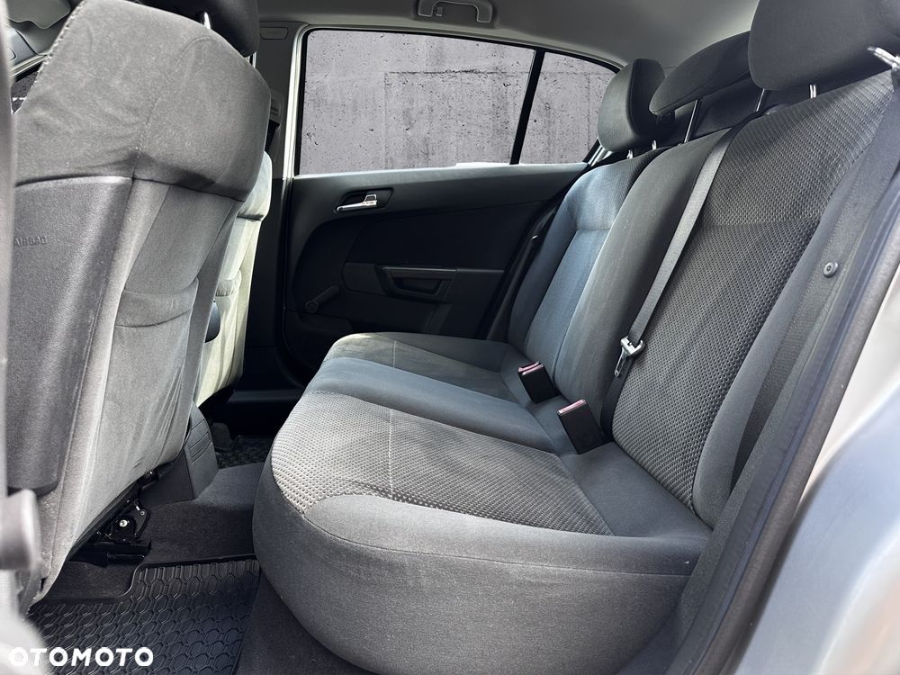 Opel Astra 1.6 Cosmo - 11