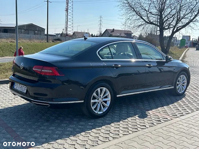 Volkswagen Passat 2.0 TSI BMT Highline DSG - 9