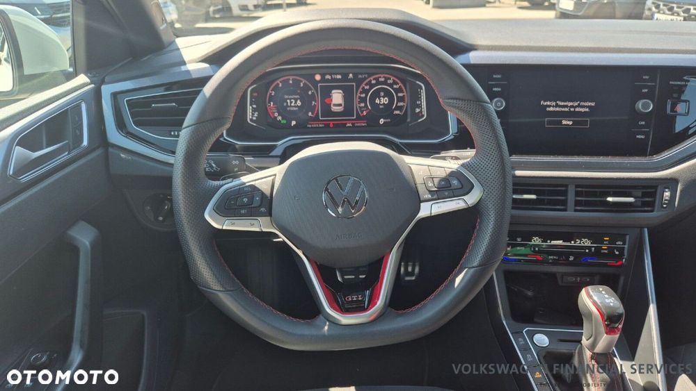 Volkswagen Polo - 17