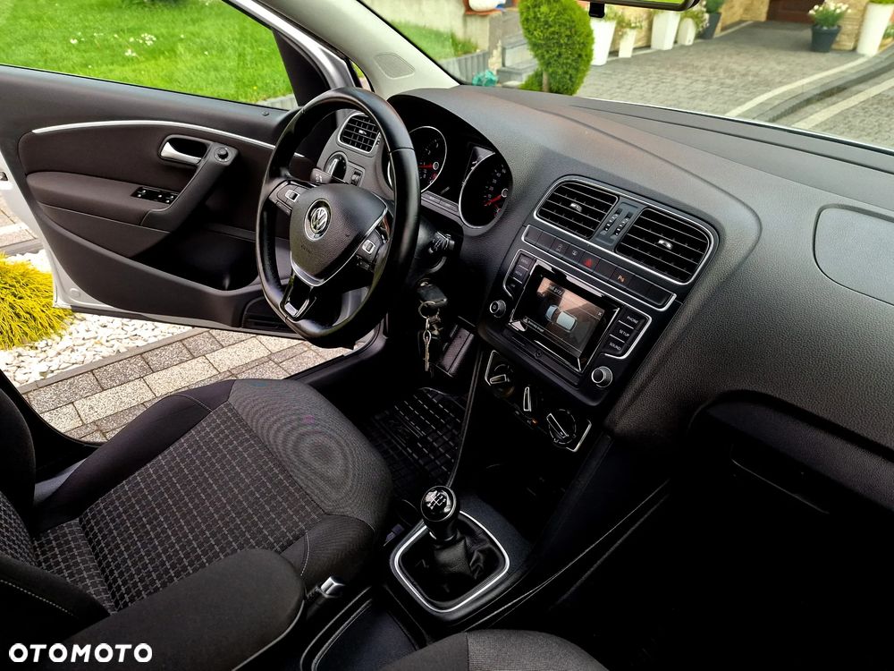 Volkswagen Polo 1.2 TSI BMT Comfortline - 16