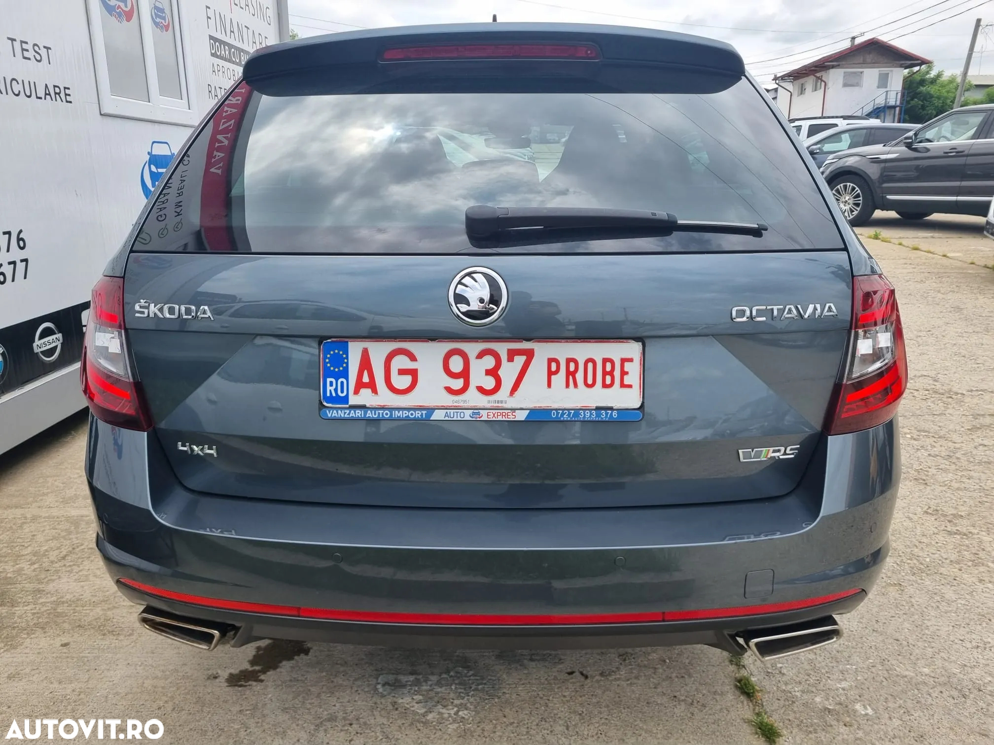 Skoda Octavia Combi 2.0 TDI 4x4 DSG RS - 7
