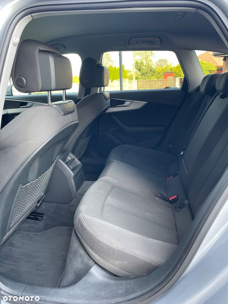 Audi A4 Avant 2.0 TDI S tronic sport - 24