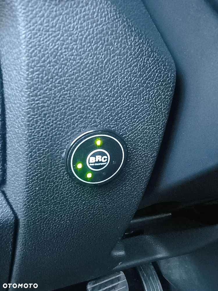 Renault Megane 1.6 16V 110 Paris - 11