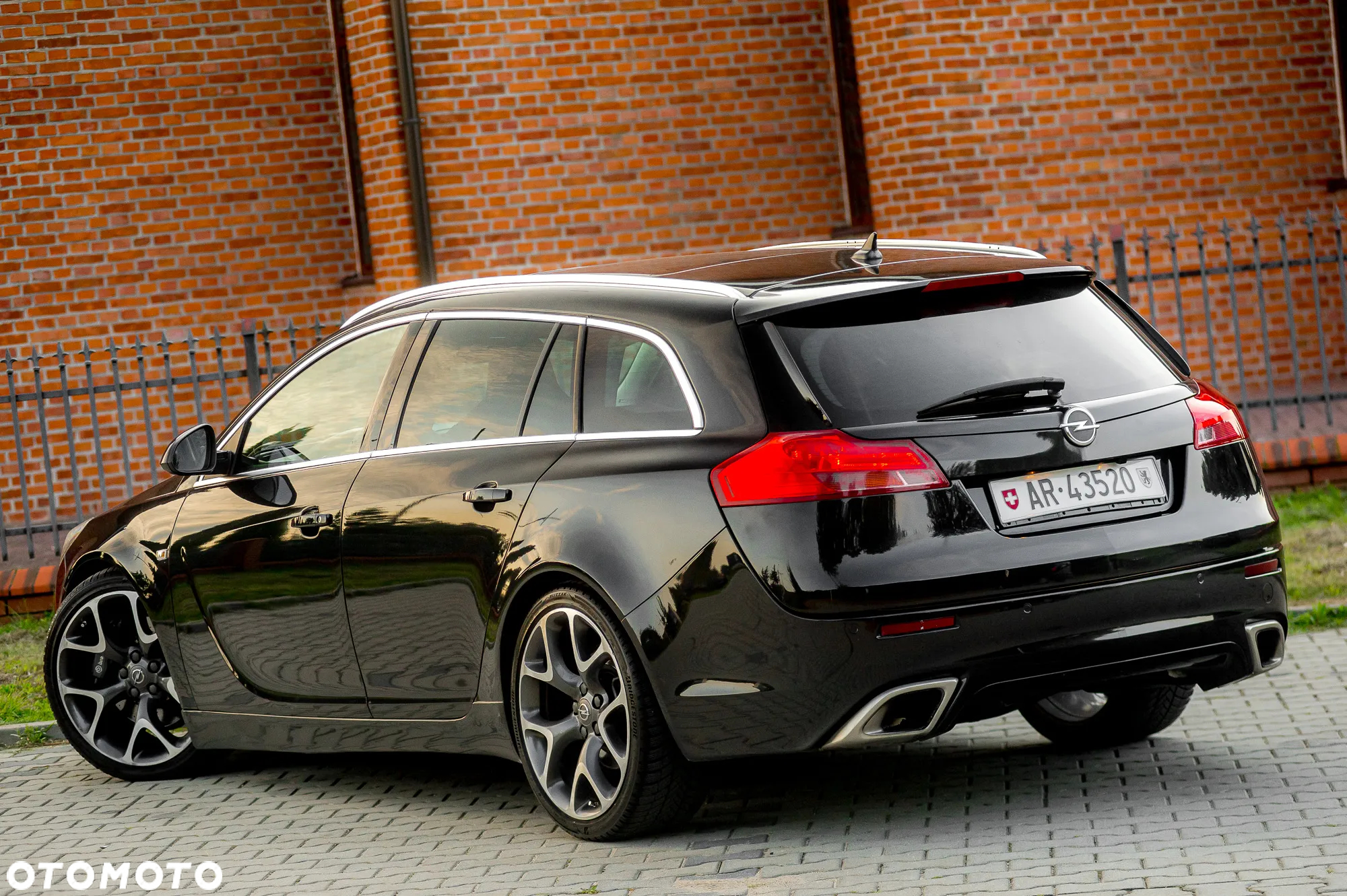 Opel Insignia 2.8 T V6 OPC - 12
