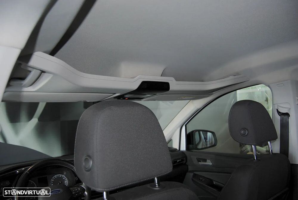 Ford Tourneo Connect 2.0 TDCi Titanium - 22