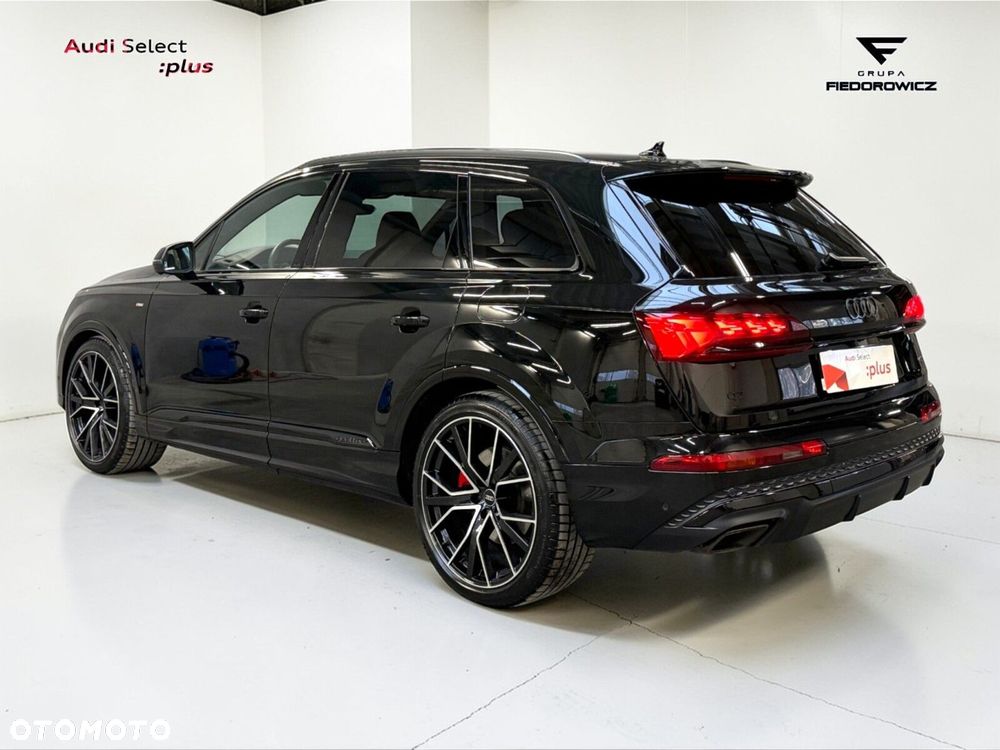 Audi Q7 - 7