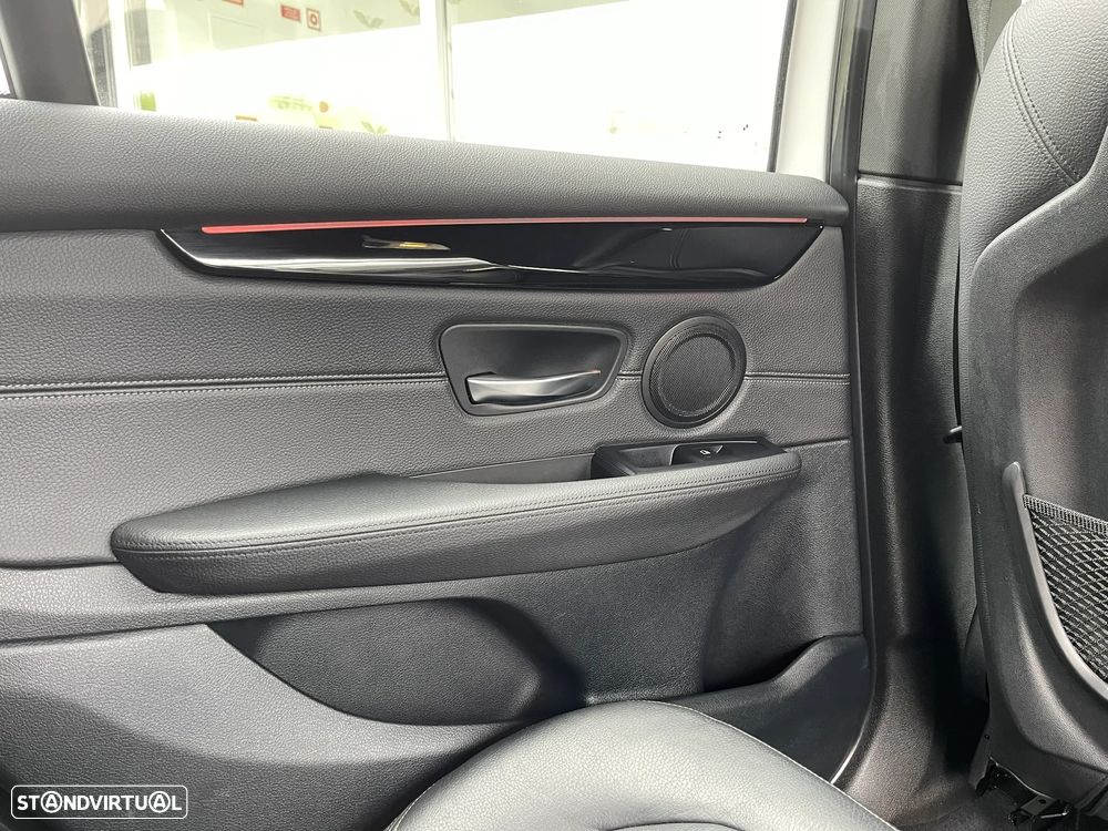BMW 216 Gran Tourer d 7L Line Luxury Auto - 8