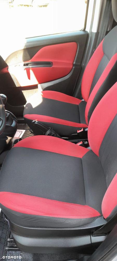 Fiat Doblo 1.4 16V Dynamic - 27