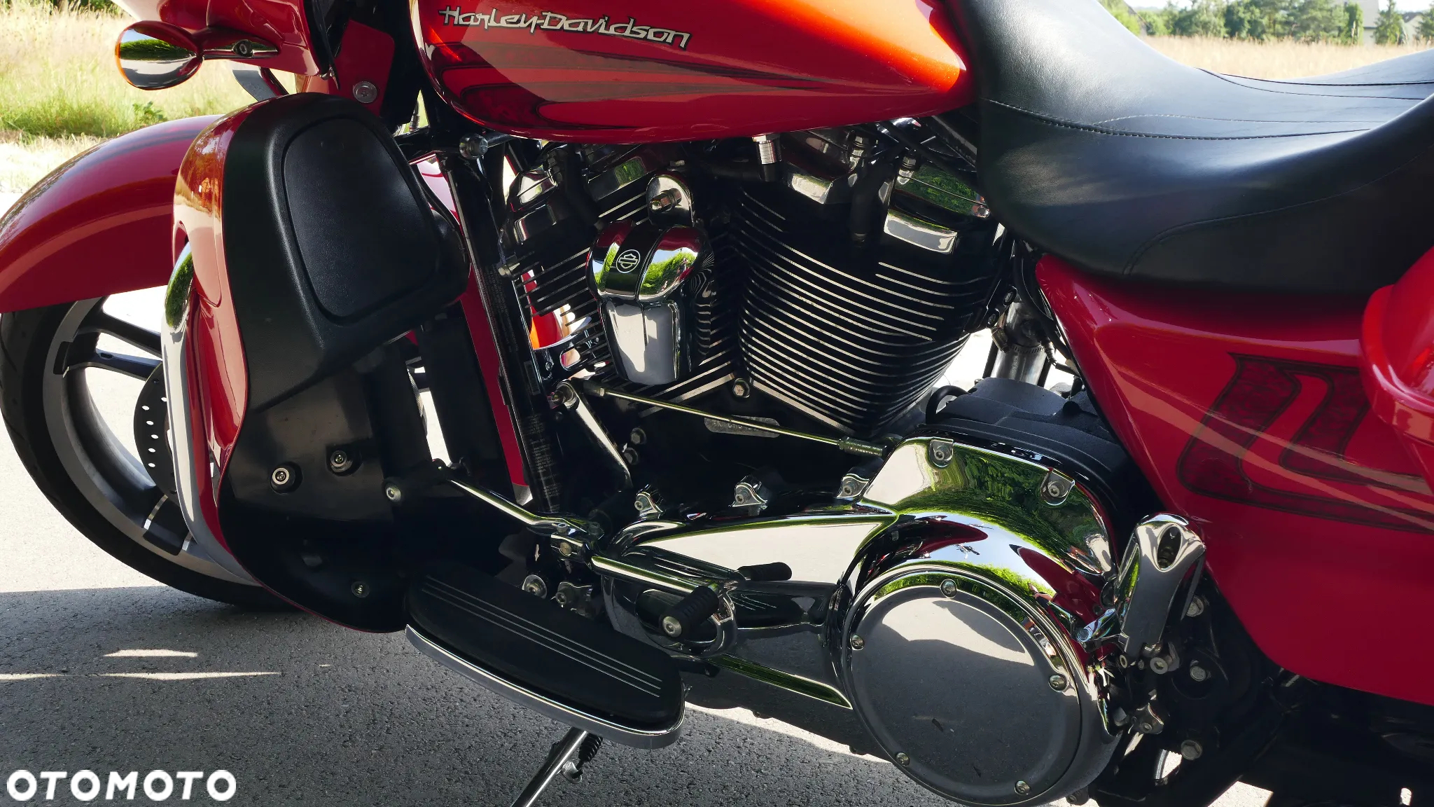 Harley-Davidson Touring Road Glide - 11