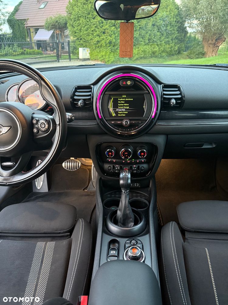MINI Clubman Cooper D - 14