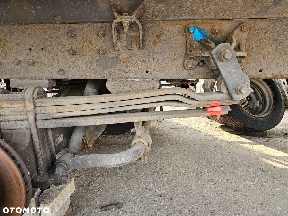 RESOR TYLNY TYŁ LEWY PRAWY 4 PIÓRA 7 cm 160 cm RENAULT MIDLUM FELGI 17,5 - 2