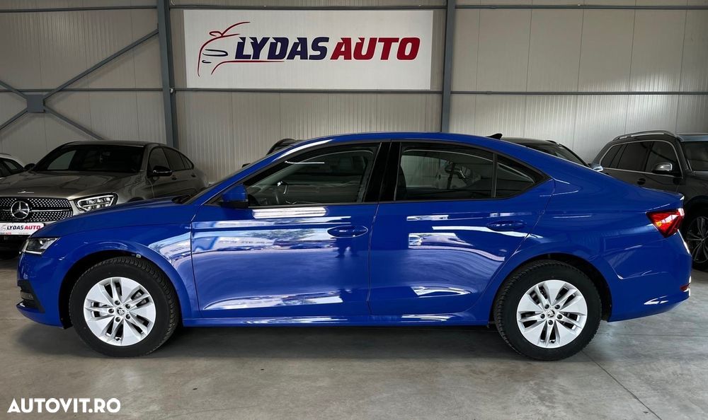 Skoda Octavia 2.0 TDI DSG Ambition - 2