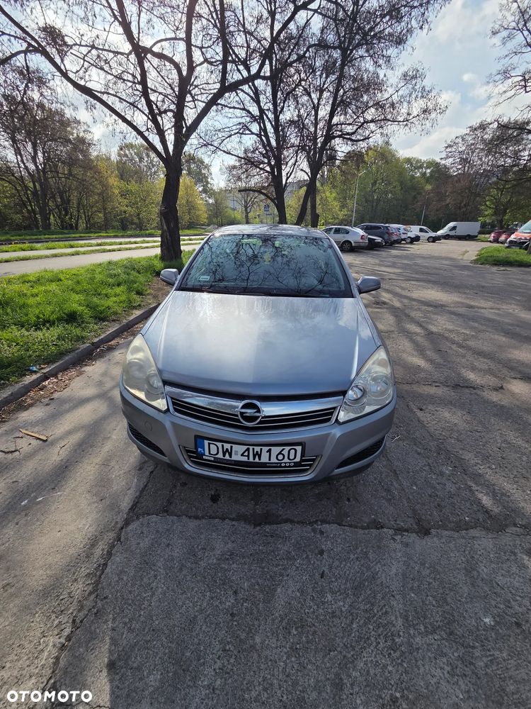 Opel Astra 1.6 Enjoy - 19