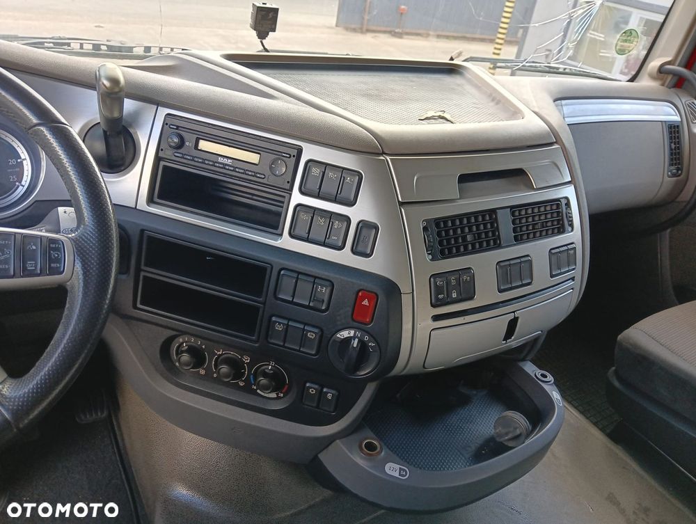 Licznik (Kierownica, Maska, Zderzak, Części Silnikowe) DAF XF 106 Euro 6 440 10.8 440 Km 2016 R - 9