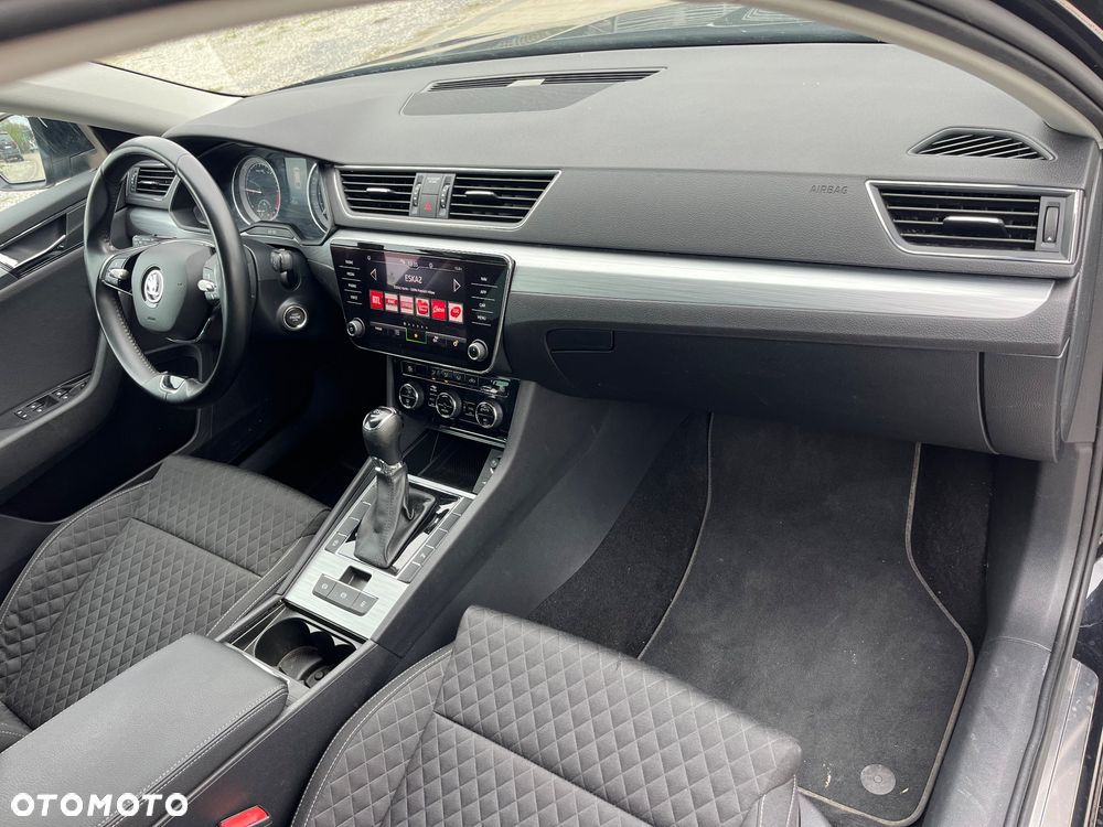 Skoda Superb 2.0 TDI Ambition DSG7 - 15