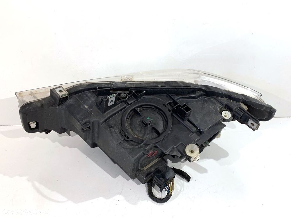 REFLEKTOR PRAWY PRZÓD LED  BMW 3 (F30, F80) 2011 - 2018 318 d 110 kW [150 KM] olej napędowy 2015 - - 2