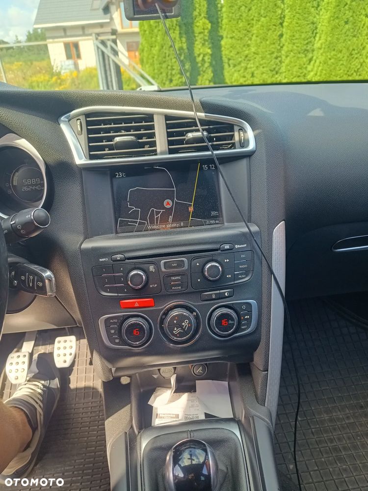 Citroën DS4 THP 200 SportChic - 10