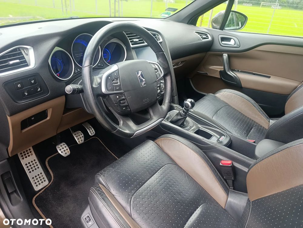 Citroën DS4 1.6 THP Pure Pearl - 13