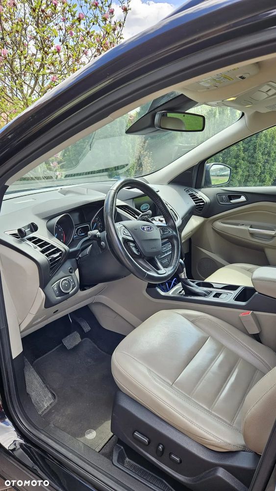 Ford Escape 2.0 EcoBoost AWD Titanium - 7