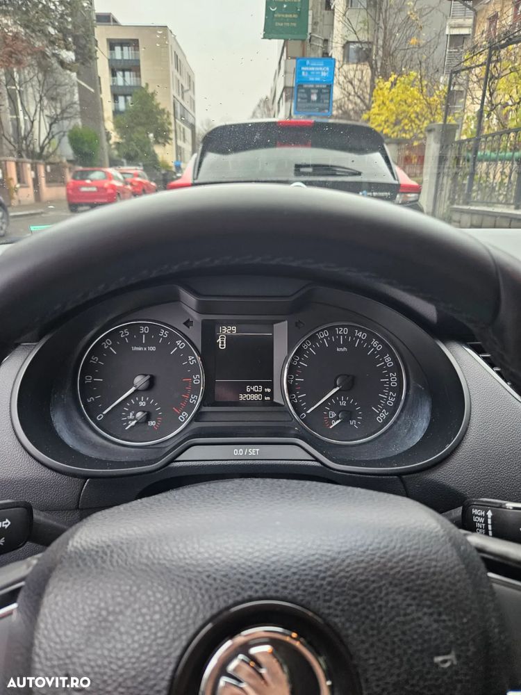 Skoda Octavia 1.6 TDI GREENLINE - 7