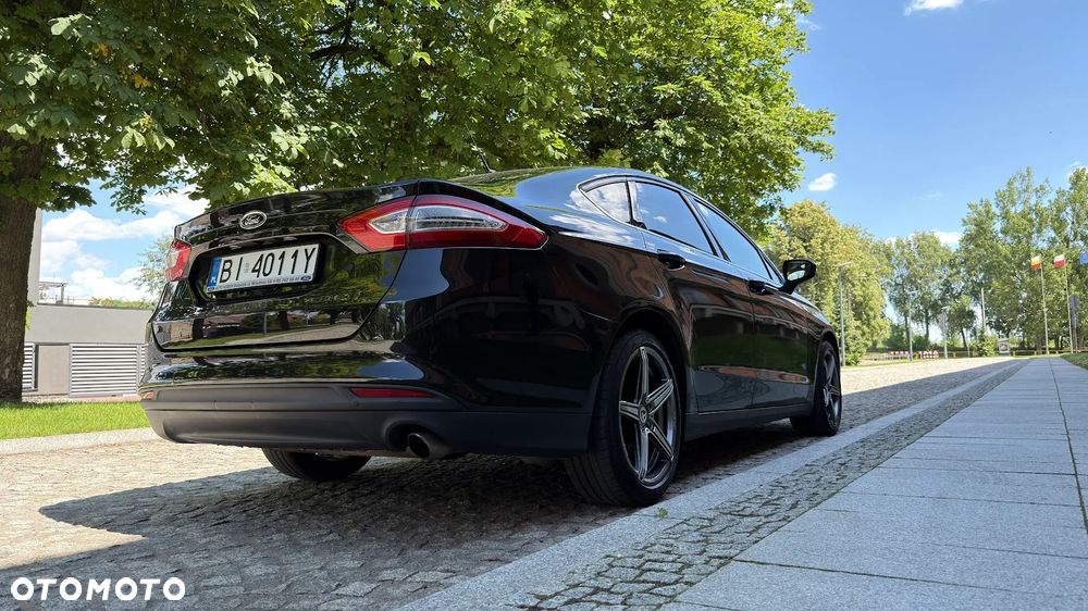 Ford Fusion - 6