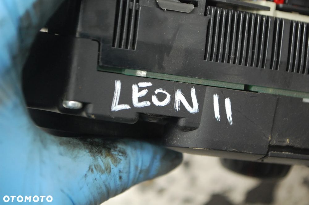 PRZEŁĄCZNIK PANEL STEROWANIA NAWIEWU AC SEAT LEON II TOLEDO III ALTEA - 3