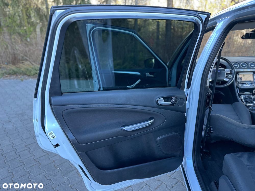 Ford S-Max 2.0 TDCi Titanium - 26