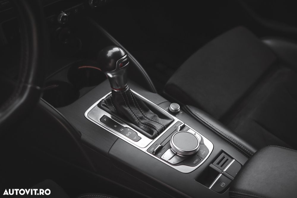 Audi S3 Sportback - 10