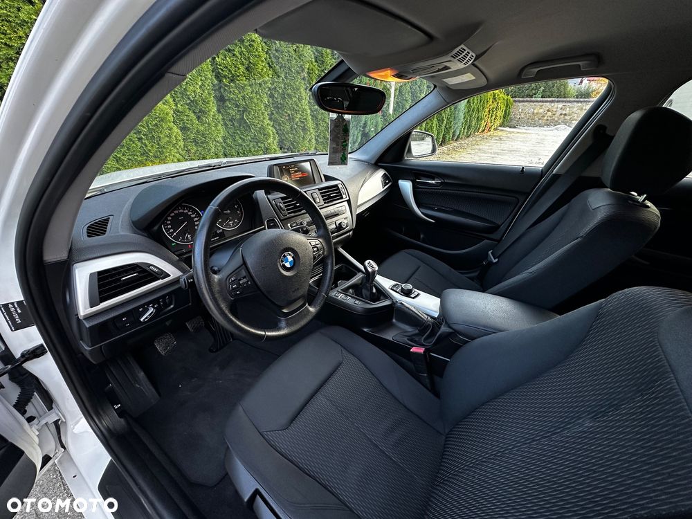 BMW Seria 1 118i - 10