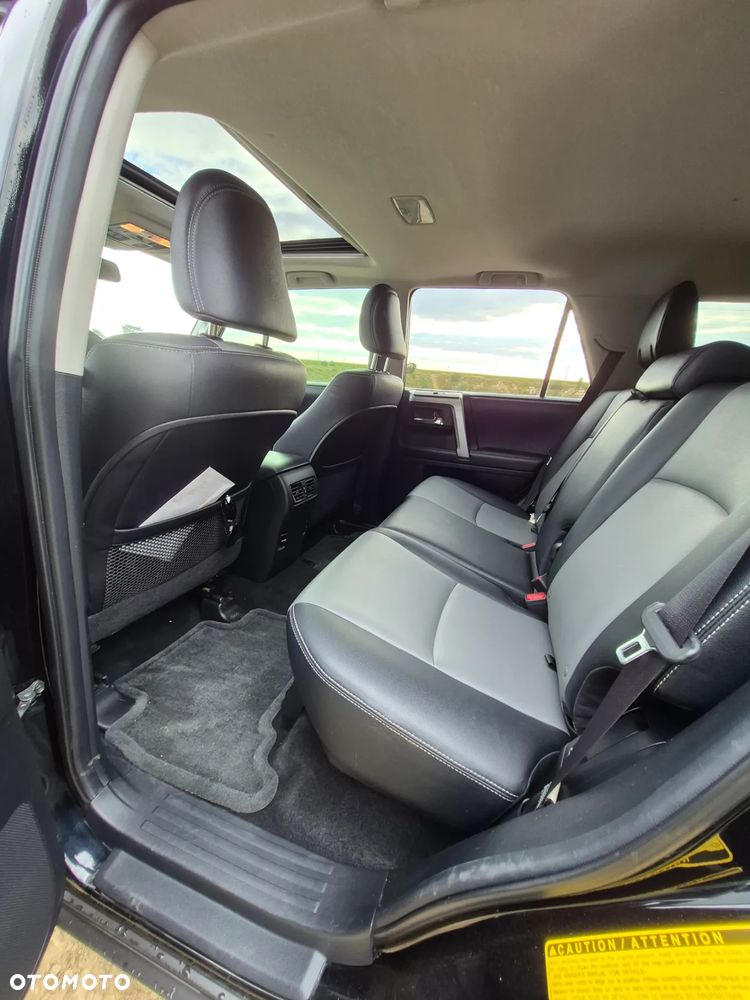 Toyota 4-Runner - 12