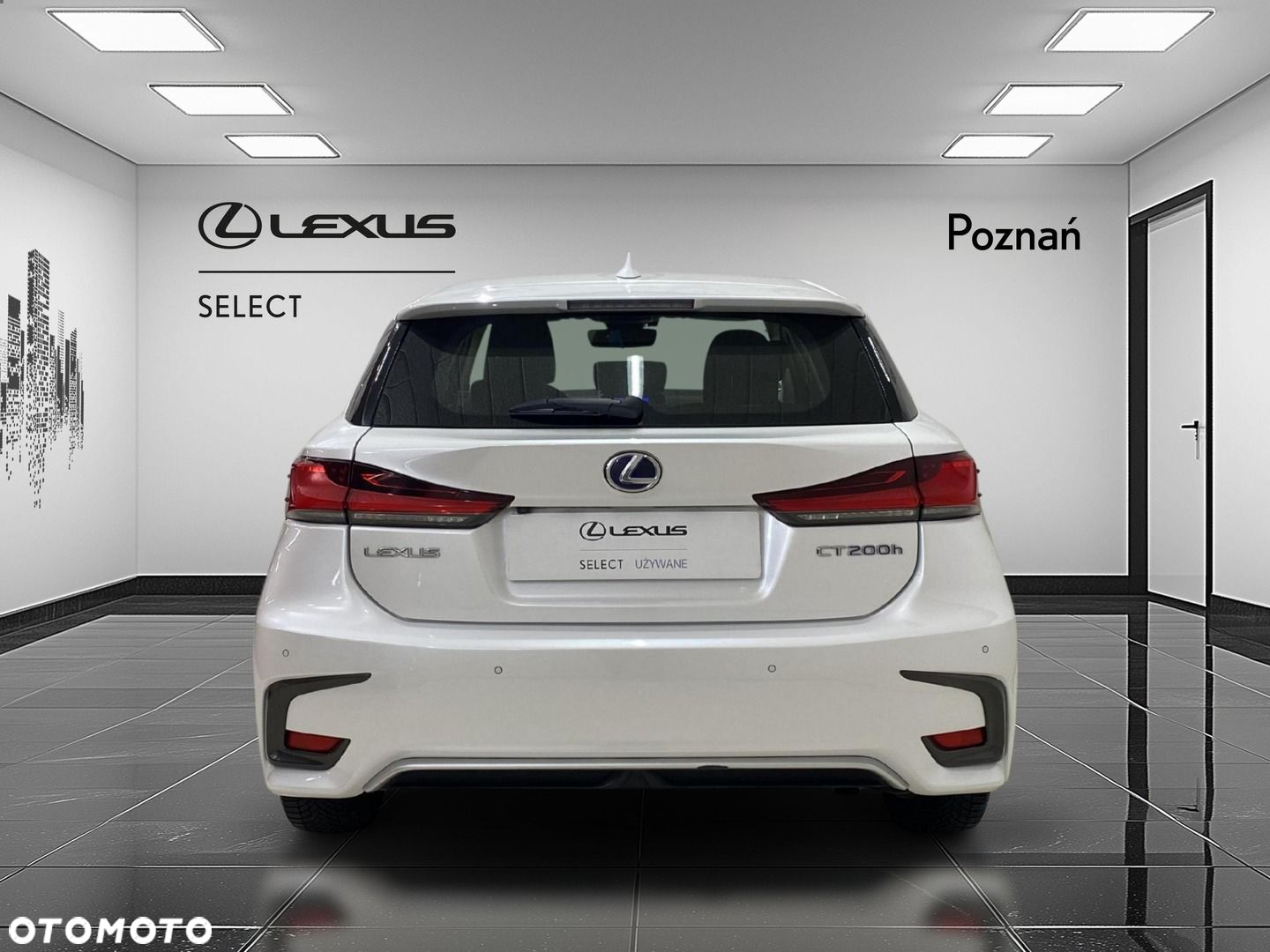 Lexus CT - 7
