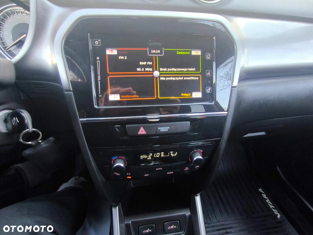 Suzuki Vitara 1.4 Boosterjet Premium 2WD - 15