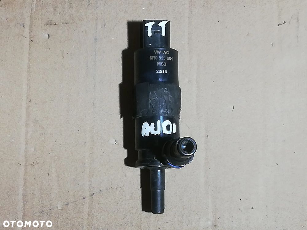 Audi TT pompka spryskiwaczy sprysków oryginał 6R0955681