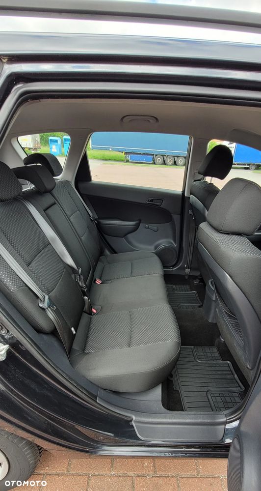 Hyundai i30 1.4 Classic + - 9
