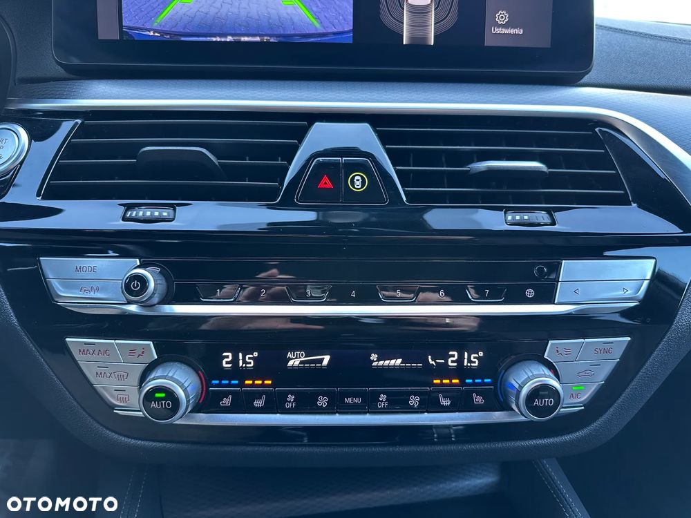 BMW Seria 5 530i xDrive mHEV M Sport sport - 18