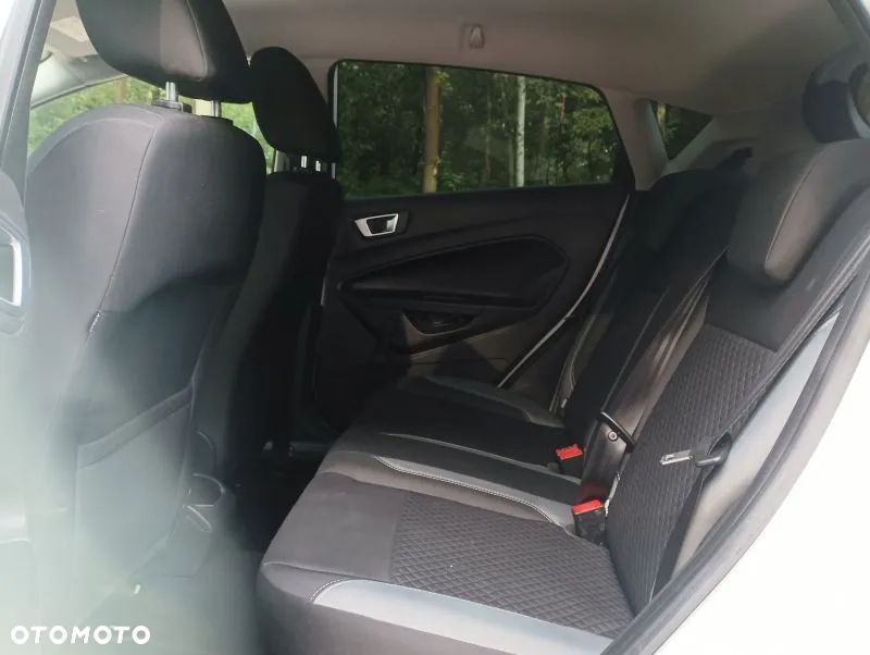 Ford Fiesta 1.25 Ambiente - 15